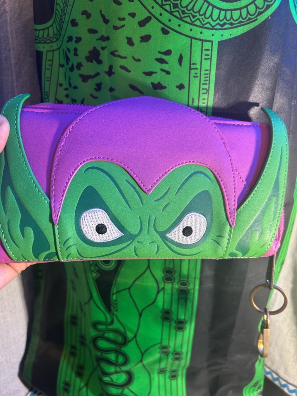 Loungefly Marvel “GREEN GOBLIN” Pink & Green Simulated Leather Wallet:GC